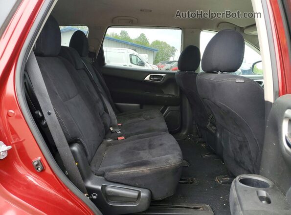 5N1AR2MM3GC639819 2016 NISSAN PATHFINDER Red Вид задньої частини салону