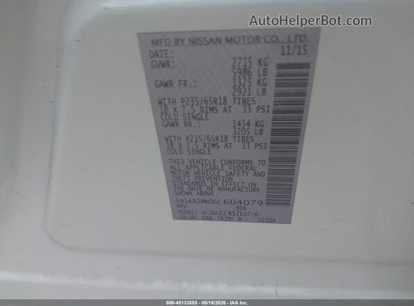 5N1AR2MN0GC604079 2016 NISSAN PATHFINDER White Engine compartment view