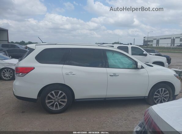 5N1AR2MN0GC604079 2016 NISSAN PATHFINDER White Rear interior view