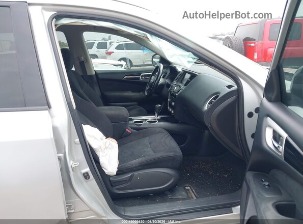 5N1AR2MN3GC638209 2016 NISSAN PATHFINDER Silver Widok wnętrza z przodu
