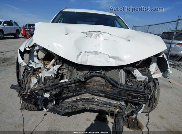 5N1AT2MM2HC833793 2017 NISSAN ROGUE White Front view