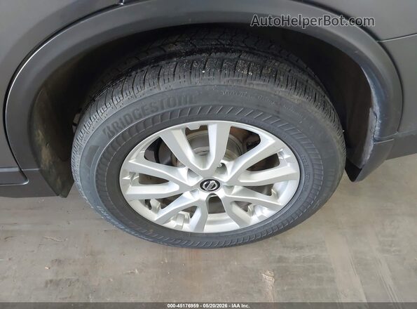 5N1AT2MM9HC747591 2017 NISSAN ROGUE Gray Սարքավորումների վահանակի տեսք
