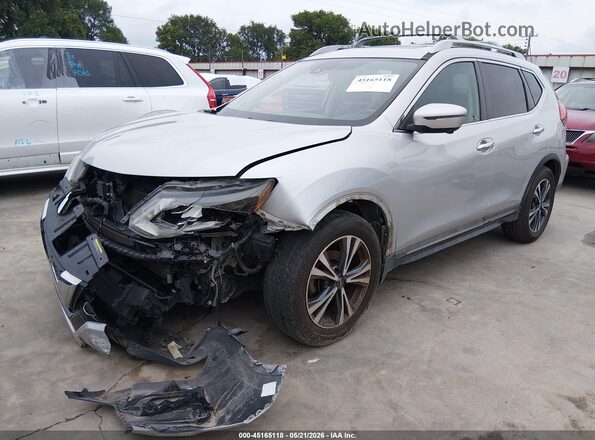 5N1AT2MT0HC747857 2017 NISSAN ROGUE Silver Передня ліва чверть