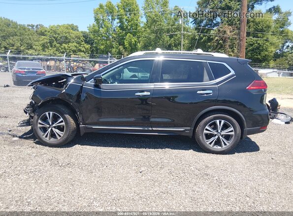 5N1AT2MT0HC756381 2017 NISSAN ROGUE Black 