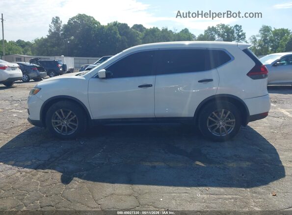 5N1AT2MT1JC772319 2018 NISSAN ROGUE White 360 interior view