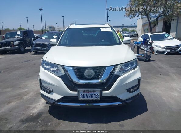 5N1AT2MT1KC756641 2019 NISSAN ROGUE White Widok deski rozdzielczej