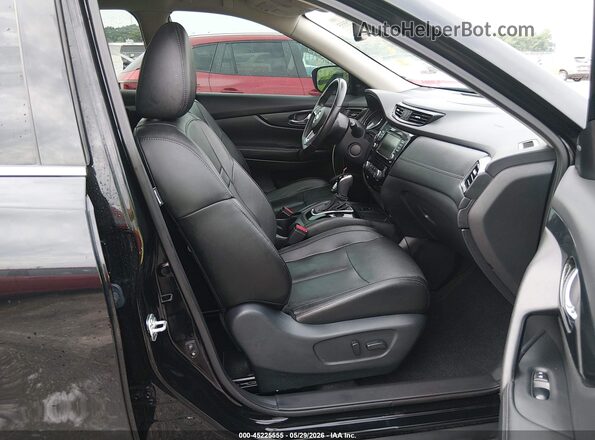 5N1AT2MT3LC738675 2020 NISSAN ROGUE Black Front interior view