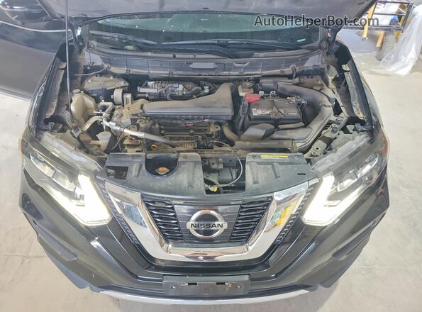 5N1AT2MT4HC819000 2017 NISSAN ROGUE Black Engine compartment view
