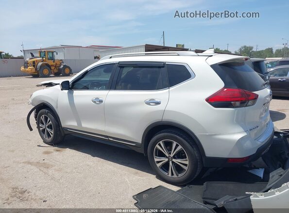 5N1AT2MT4HC829493 2017 NISSAN ROGUE White 