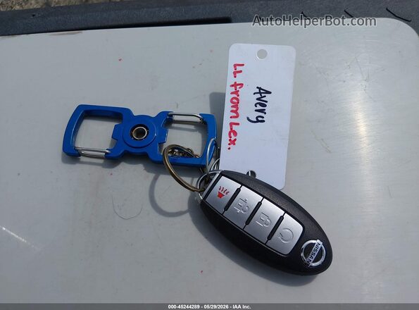 5N1AT2MT4JC739587 2018 NISSAN ROGUE Red Вид панелі приладів