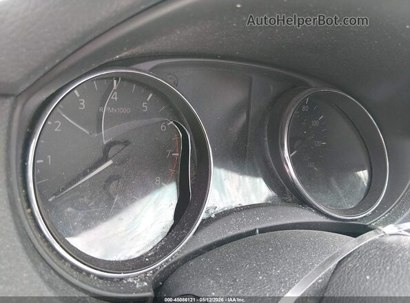 5N1AT2MT4JC808035 2018 NISSAN ROGUE White 