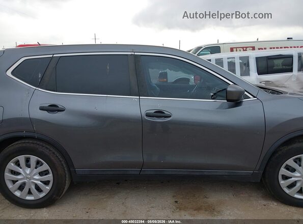 5N1AT2MT5GC825001 2016 NISSAN ROGUE Gray Rear interior view