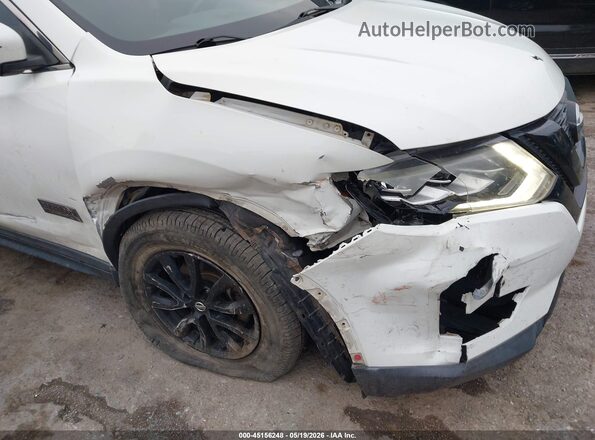 5N1AT2MT5HC757137 2017 NISSAN ROGUE White Դիմացի տեսք