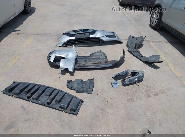 5N1AT2MT6HC796089 2017 NISSAN ROGUE Silver Vista del cuadro de instrumentos