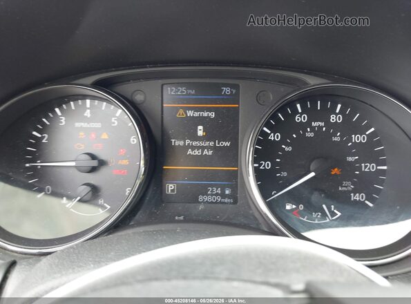 5N1AT2MT6JC748064 2018 NISSAN ROGUE Black 