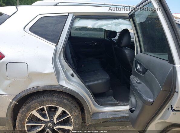 5N1AT2MT7HC830203 2017 NISSAN ROGUE Silver VIN sticker view
