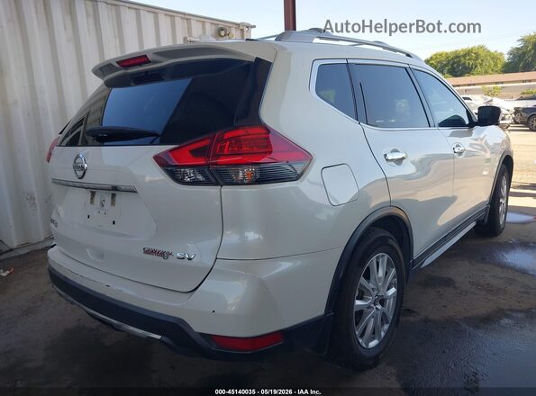 5N1AT2MT7HC842786 2017 NISSAN ROGUE White 