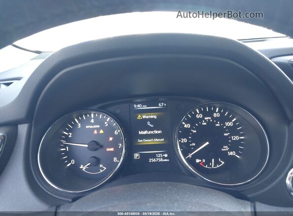 5N1AT2MT7HC842786 2017 NISSAN ROGUE White 