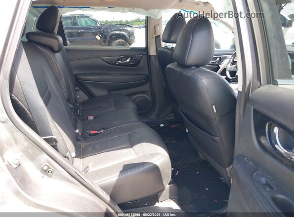 5N1AT2MT7JC710715 2018 NISSAN ROGUE Gray Widok naklejki z numerem VIN