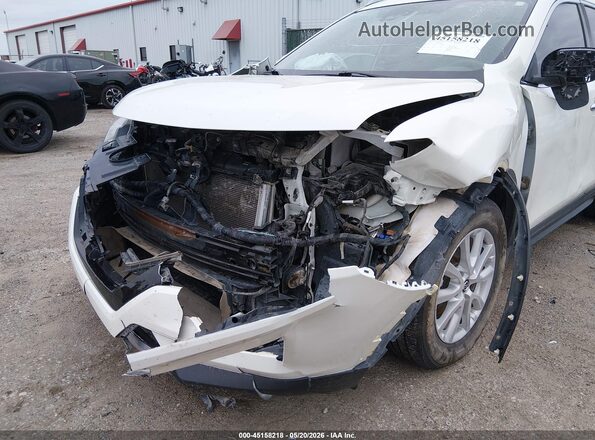 5N1AT2MT7KC716726 2019 NISSAN ROGUE White Front view