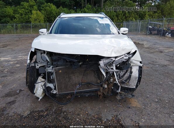 5N1AT2MT8JC753590 2018 NISSAN ROGUE White Widok z przodu