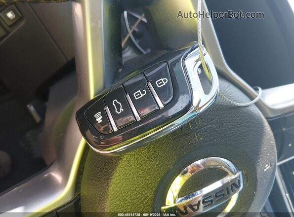 5N1AT2MT8JC753590 2018 NISSAN ROGUE White Widok deski rozdzielczej