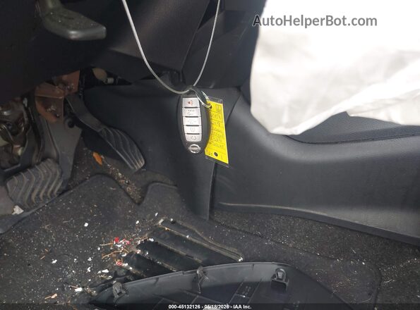 5N1AT2MT8KC821324 2019 NISSAN ROGUE Silver Widok deski rozdzielczej