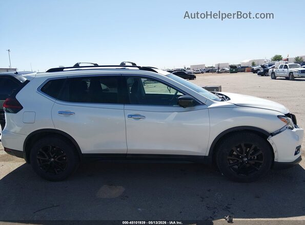 5N1AT2MT9JC750200 2018 NISSAN ROGUE White 360 interior view