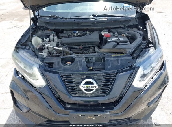 5N1AT2MTXHC769283 2017 NISSAN ROGUE Черный Вид сзади
