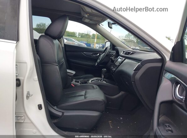 5N1AT2MV0GC921281 2016 NISSAN ROGUE White 