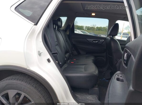 5N1AT2MV0GC921281 2016 NISSAN ROGUE White 