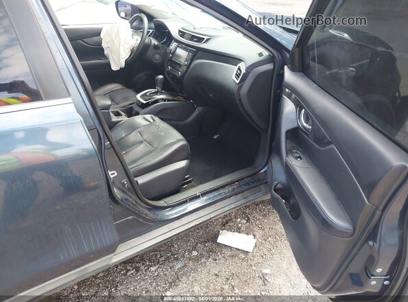 5N1AT2MV1GC747835 2016 NISSAN ROGUE Blue Front interior view