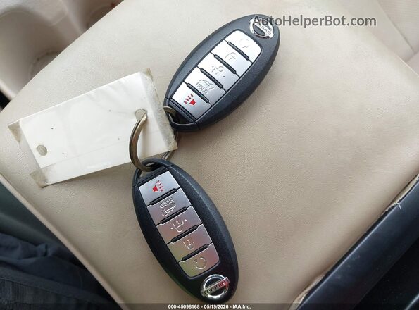 5N1AT2MV1HC755905 2017 NISSAN ROGUE Blue Dashboard view