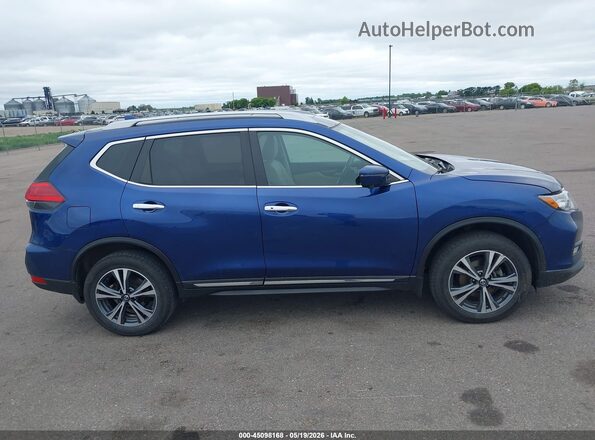 5N1AT2MV1HC755905 2017 NISSAN ROGUE Blue Rear interior view