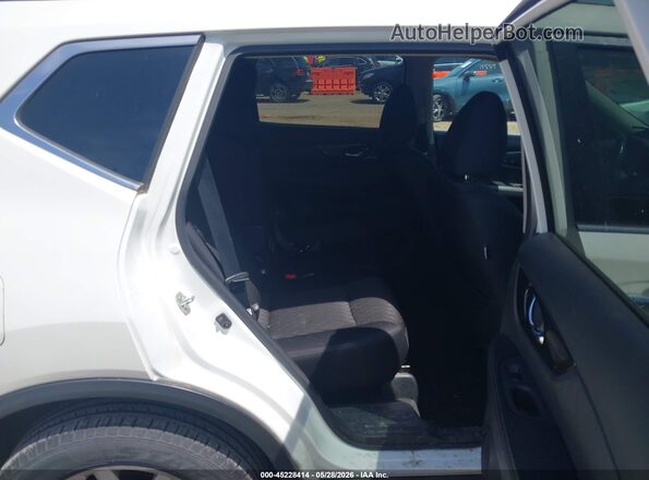 5N1AT2MV1HC897008 2017 NISSAN ROGUE White VIN կոդի պիտակի տեսք