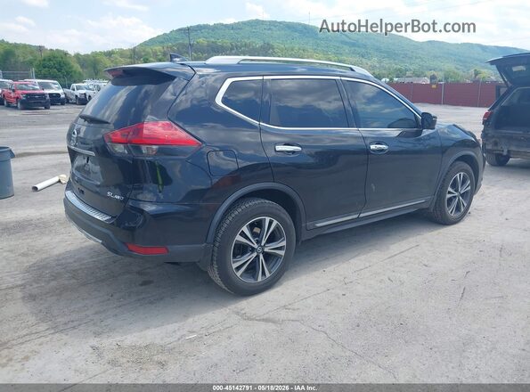 5N1AT2MV2HC760403 2017 NISSAN ROGUE Black 