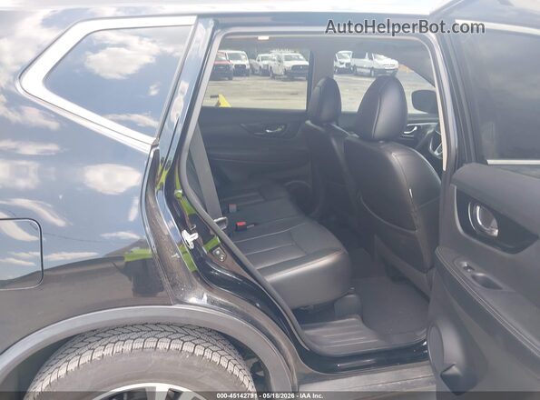5N1AT2MV2HC760403 2017 NISSAN ROGUE Black 