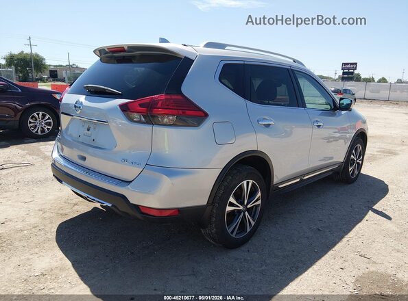 5N1AT2MV2HC884106 2017 NISSAN ROGUE Gray 