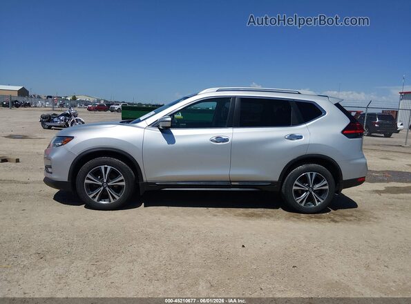 5N1AT2MV2HC884106 2017 NISSAN ROGUE Gray 