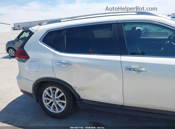 5N1AT2MV2JC851810 2018 NISSAN ROGUE White 