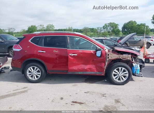 5N1AT2MV3GC883304 2016 NISSAN ROGUE Red Вид задньої частини салону