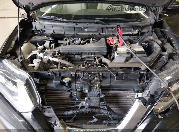 5N1AT2MV4HC742923 2017 NISSAN ROGUE Black Rear view