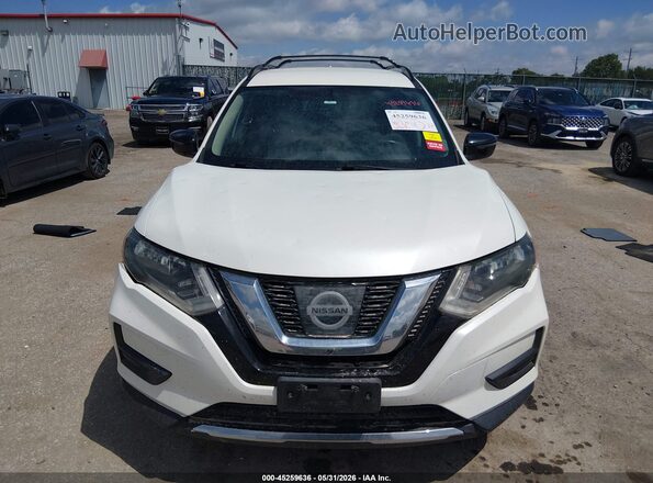 5N1AT2MV4HC895818 2017 NISSAN ROGUE White Սարքավորումների վահանակի տեսք