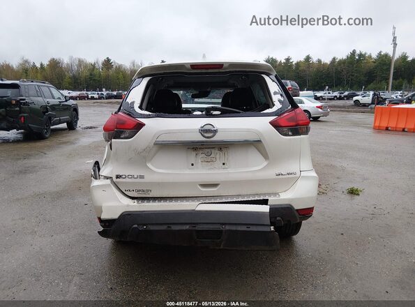 5N1AT2MV5HC794996 2017 NISSAN ROGUE White 