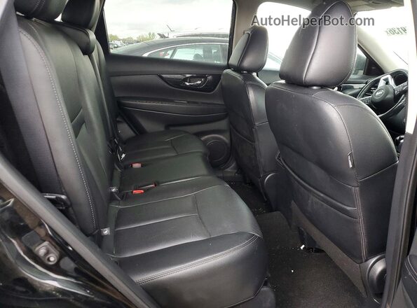 5N1AT2MV5JC761535 2018 NISSAN ROGUE Черный 