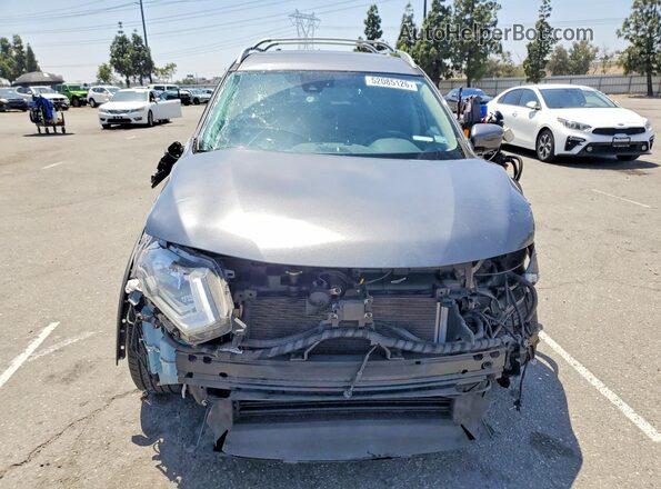5N1AT2MV6JC744095 2018 NISSAN ROGUE Silver Вид спереду
