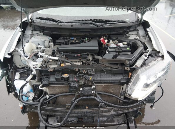 5N1AT2MV8HC845486 2017 NISSAN ROGUE Silver 
