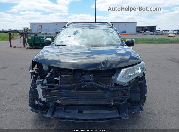 5N1AT2MV8HC857685 2017 NISSAN ROGUE Green Widok z przodu