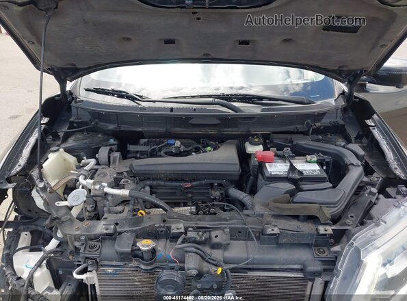 5N1AT2MV8HC857685 2017 NISSAN ROGUE Green Widok z tyłu