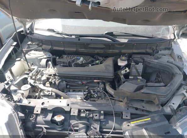 5N1AT2MV8JC710658 2018 NISSAN ROGUE Silver Widok z tyłu